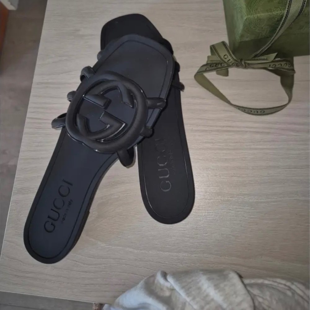 Gucci interlocking slides